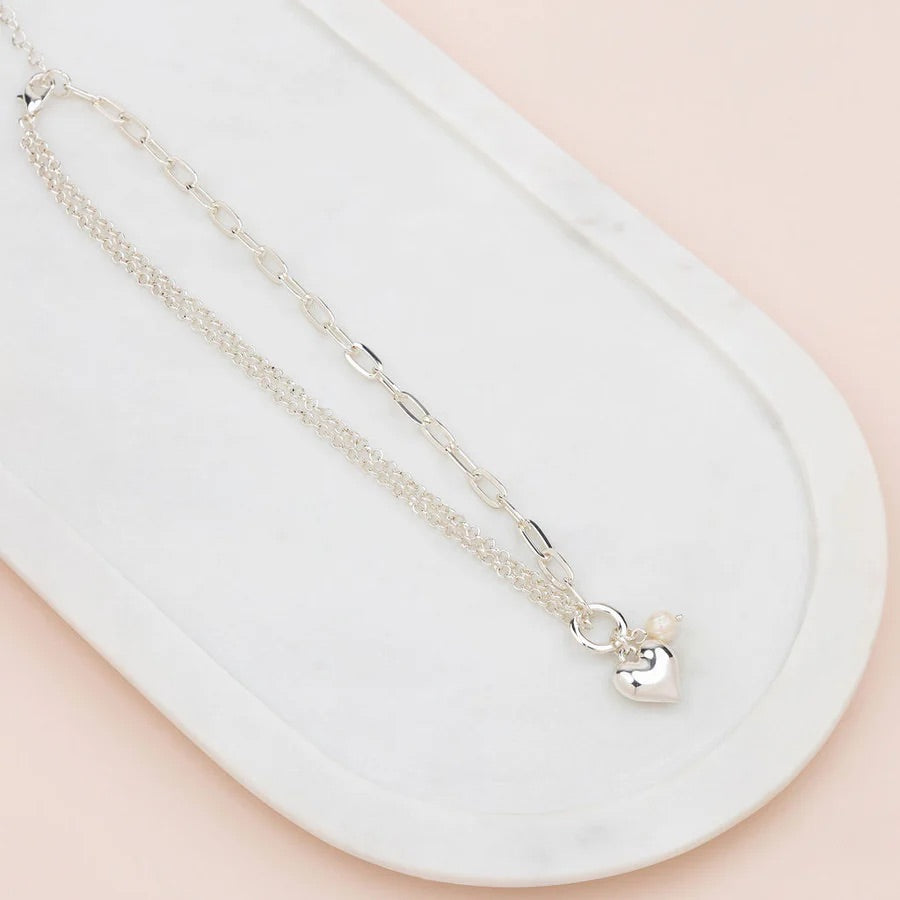 LillyCo Short Heart Necklace L1745