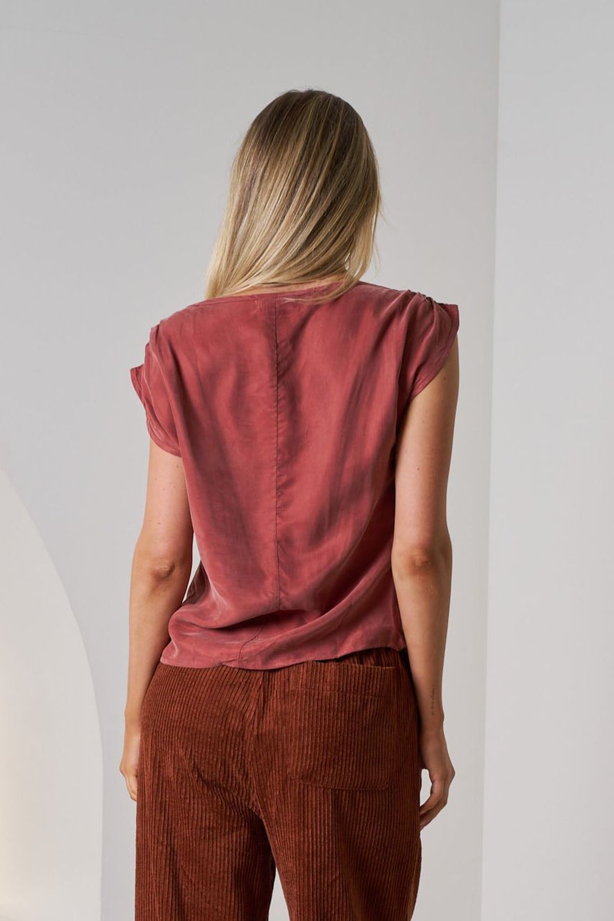 Label of Love Oscar Top REW031001