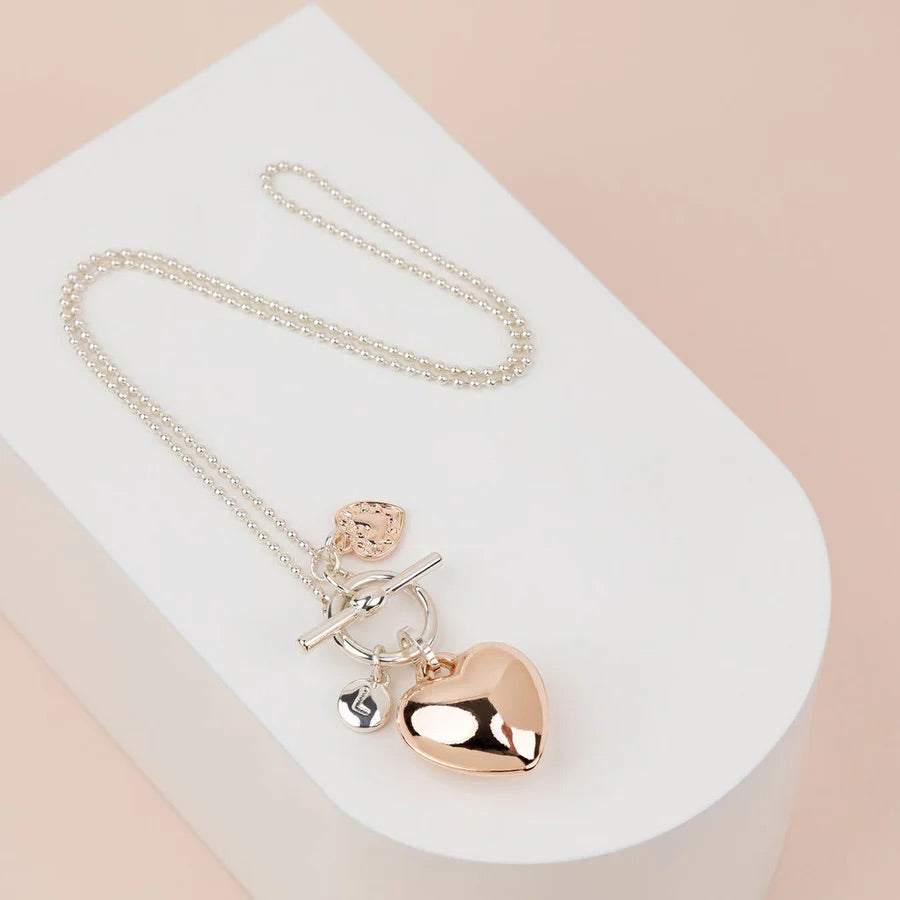 LillyCo Short Heart Necklace L1752NMHS