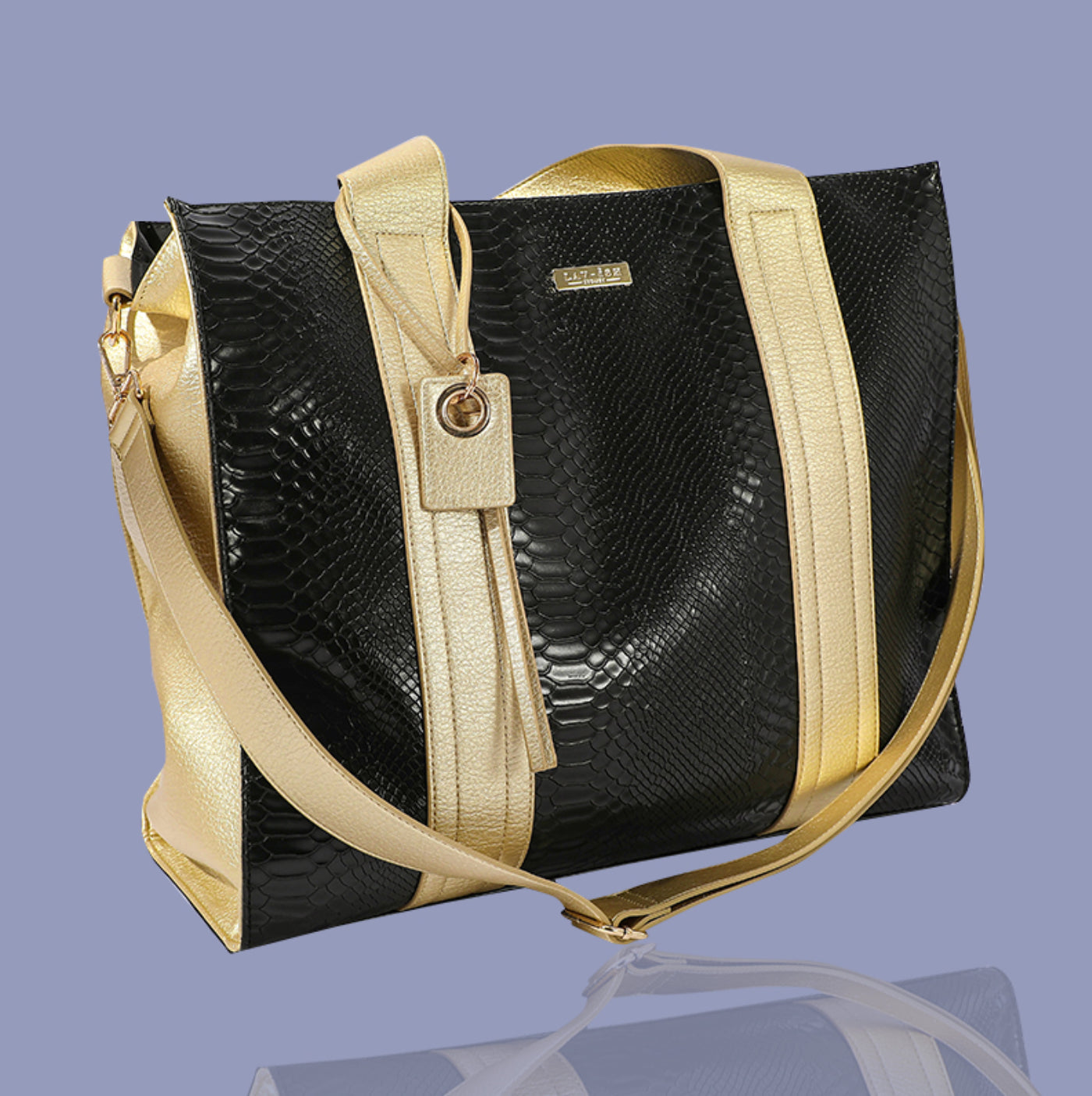 Lavish Urban Safari Drawstring Bag LVCRTT