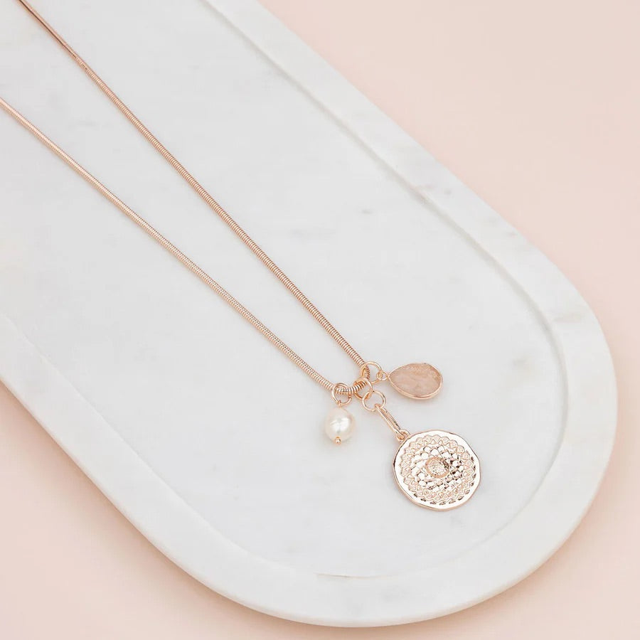 LillyCo Short Circle&Pearl Necklace L1825