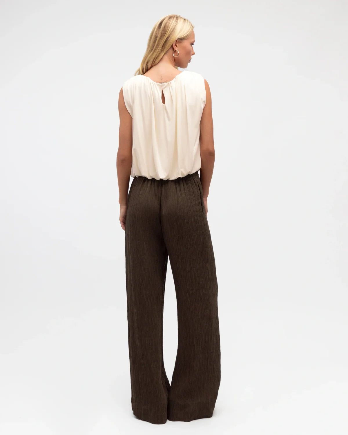 White Closet Bubble Top TF11518