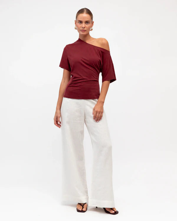 White Closet One Shoulder Tee TF11641