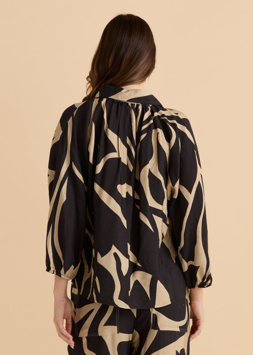 Betty Basics Palmer Puff Shirt - BB8529