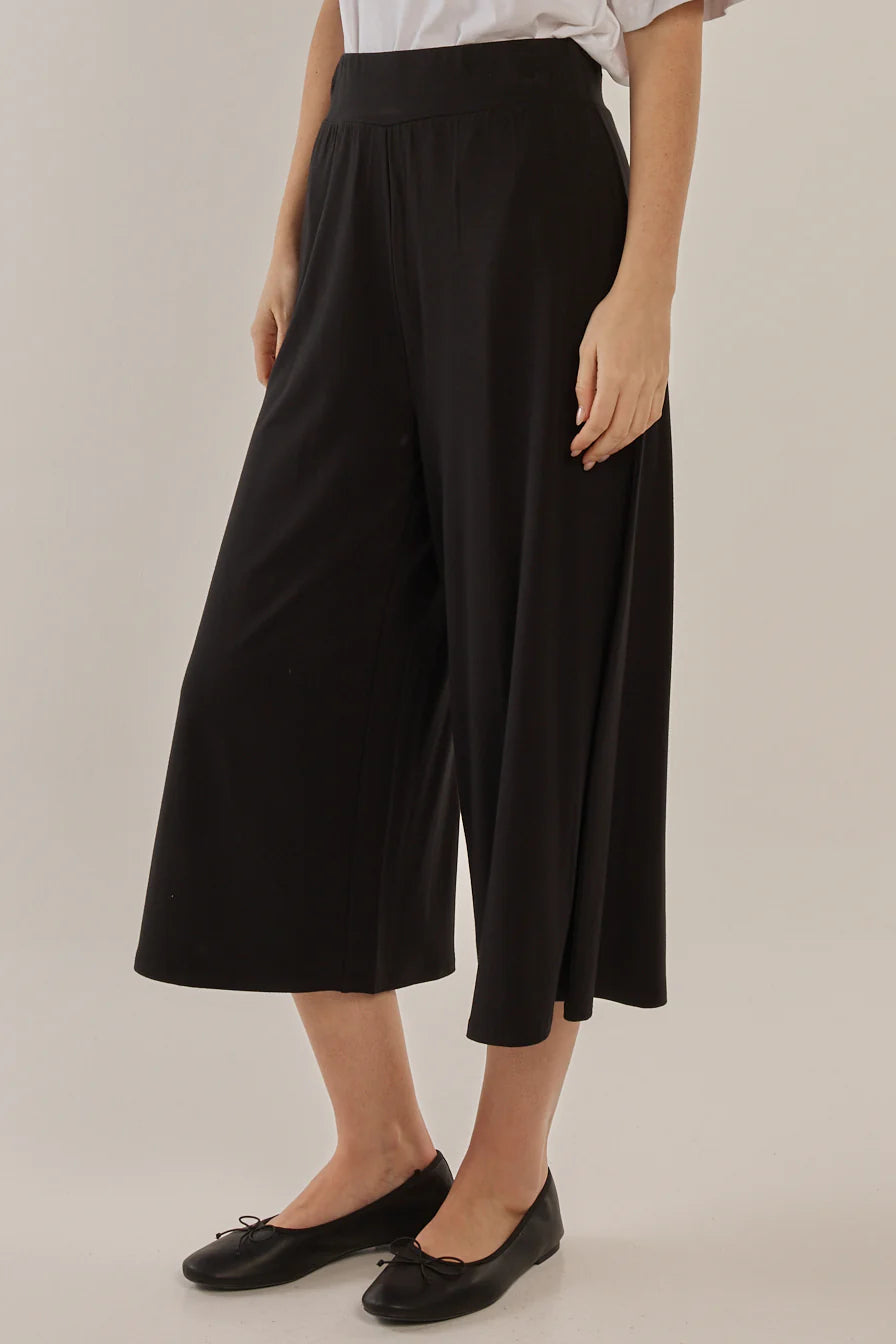 Betty Basics Crystal Crop Jogger BB1066