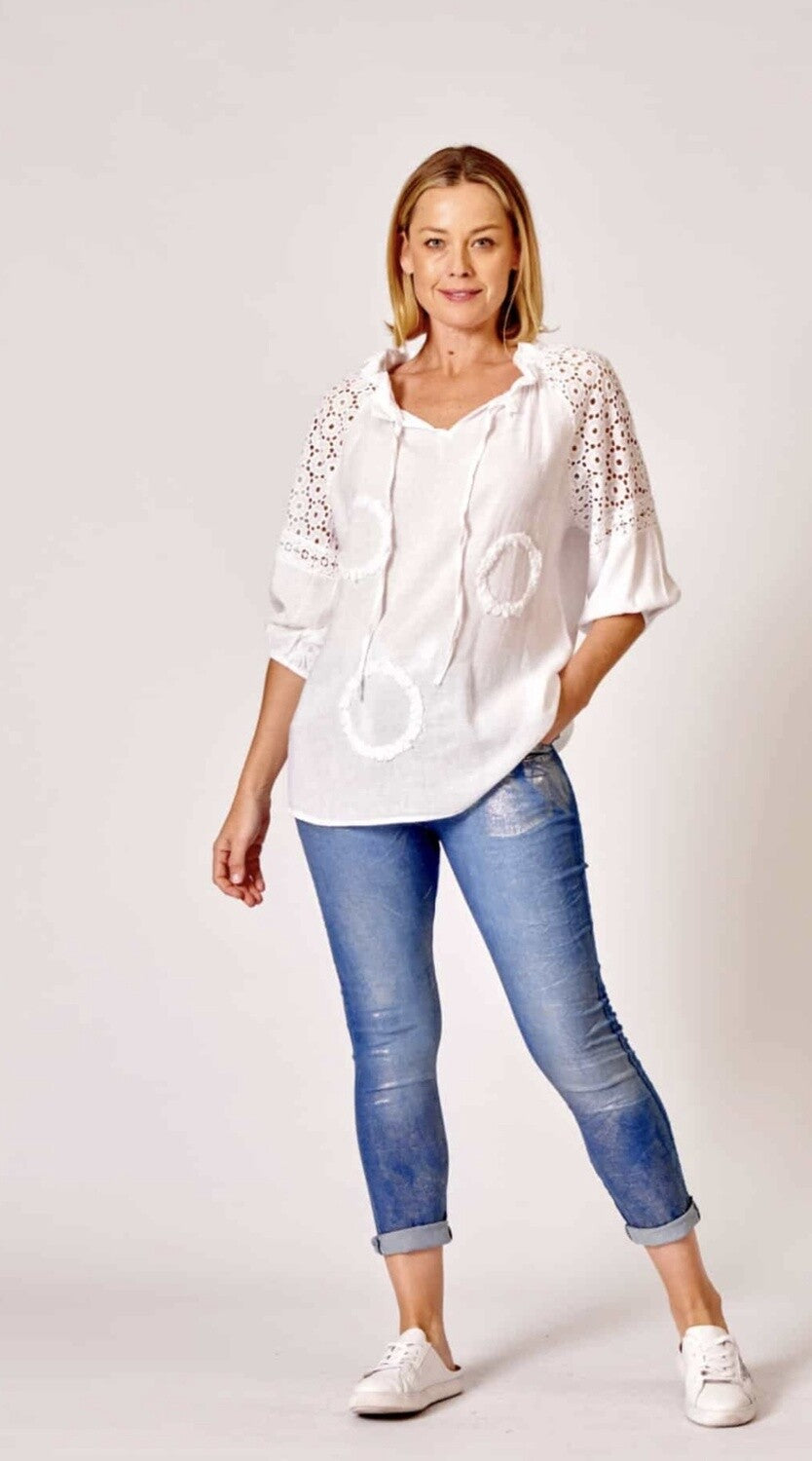 La Strada Circle Embroidered Linen Top LSP23-584