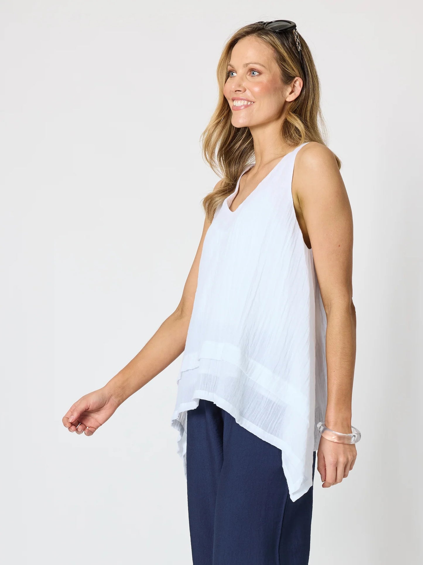 Clarity Essential Layer Top 49775