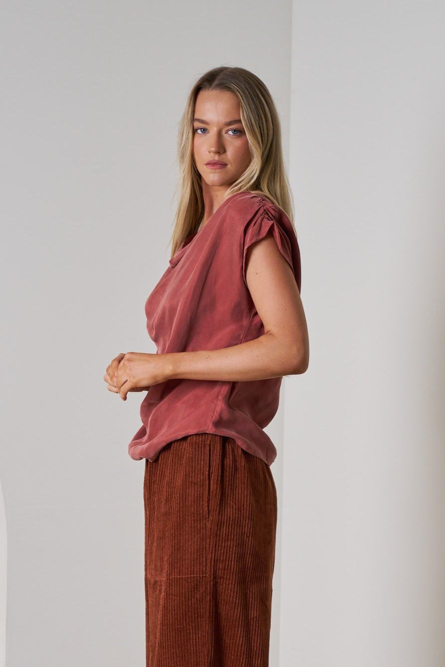 Label of Love Oscar Top REW031001