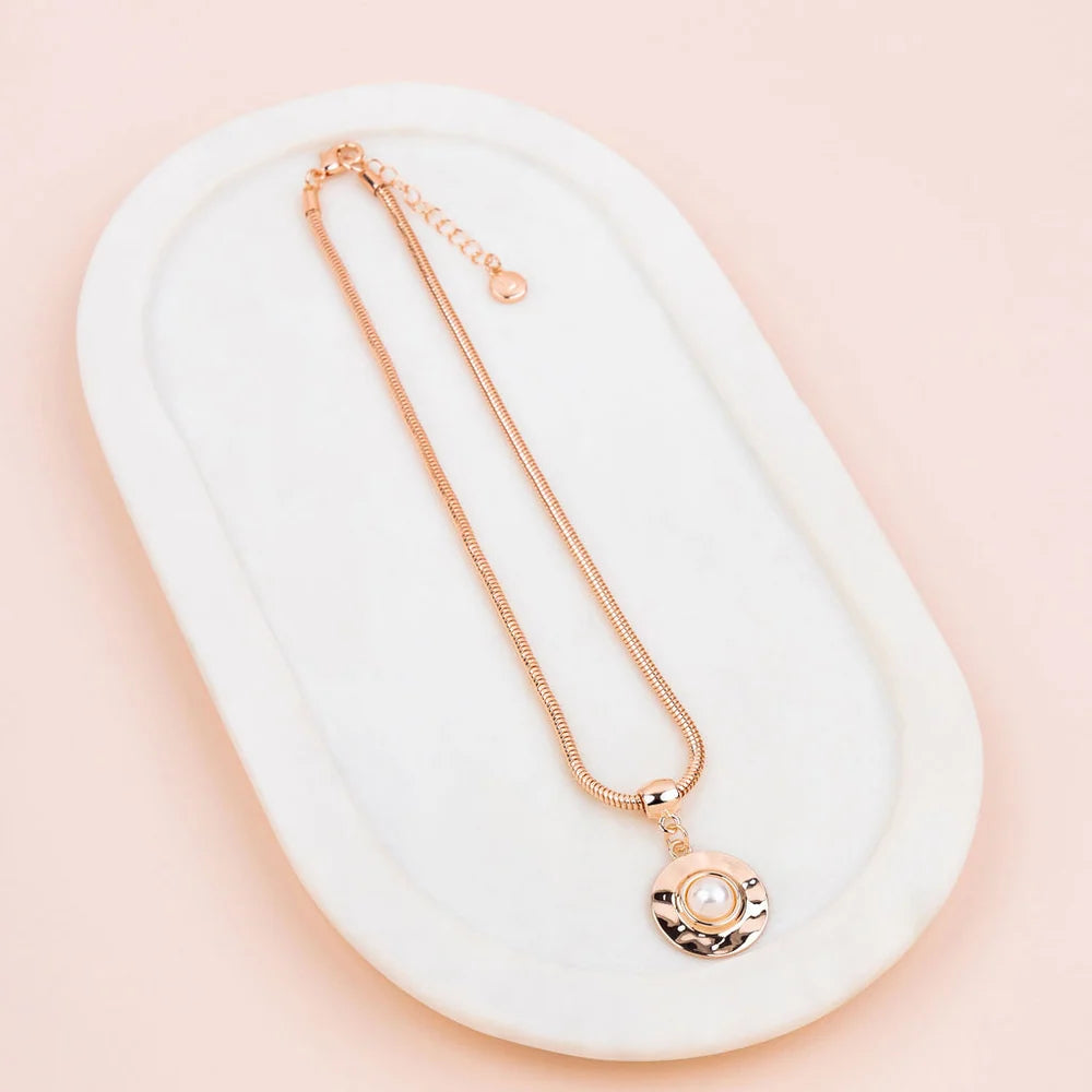 Lilly Co Short Elegance Necklace EC107N