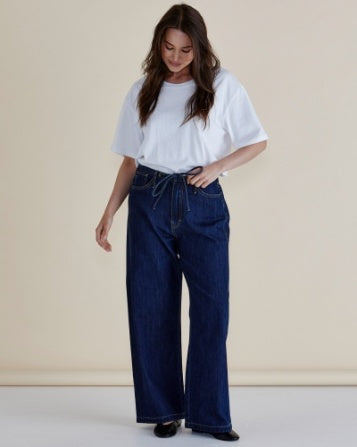 Betty Basics Goldie Jeans Pants BB8424