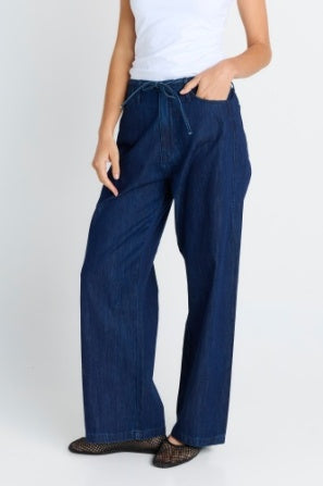 Betty Basics Goldie Jeans Pants BB8424