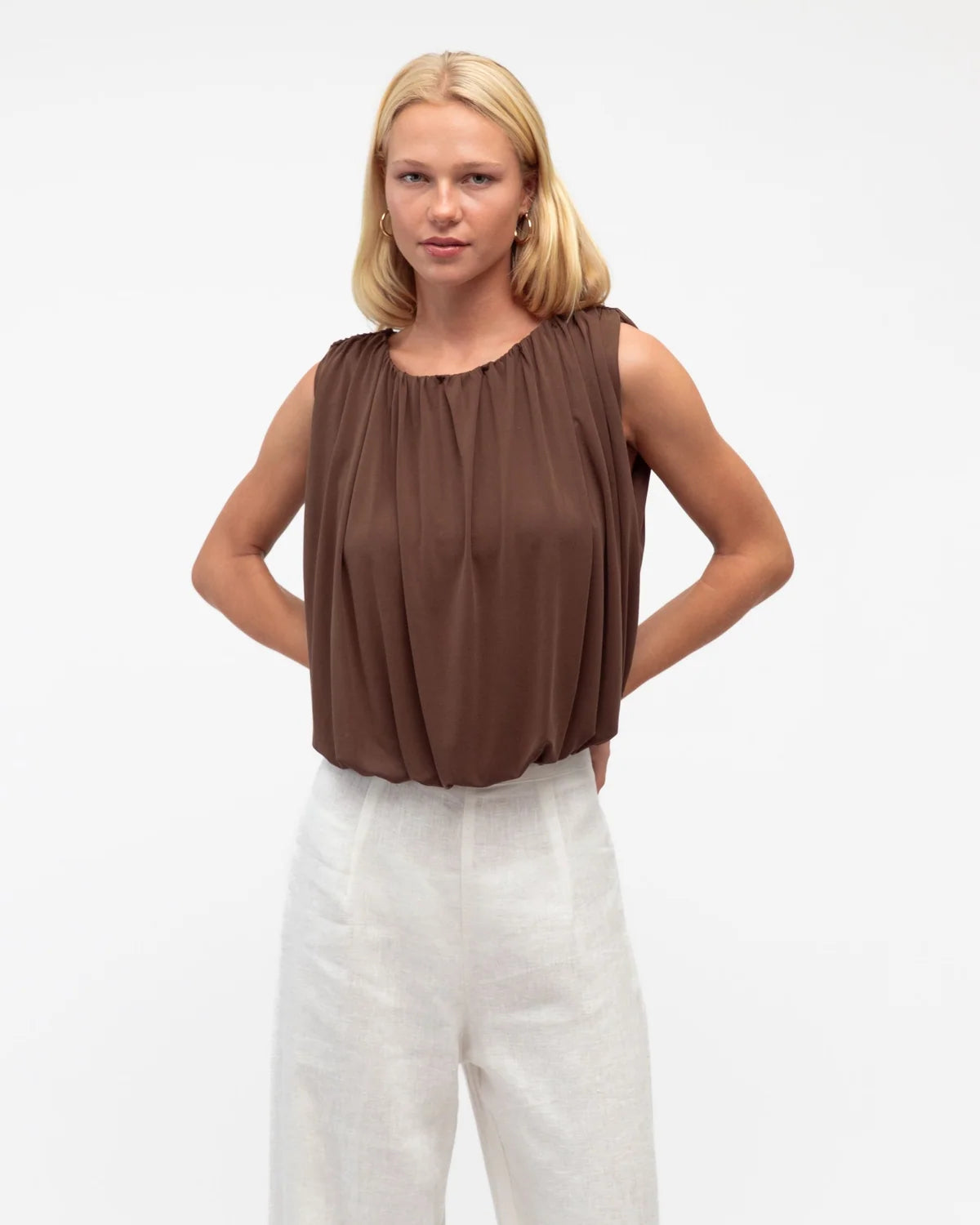 White Closet Bubble Top TF11518