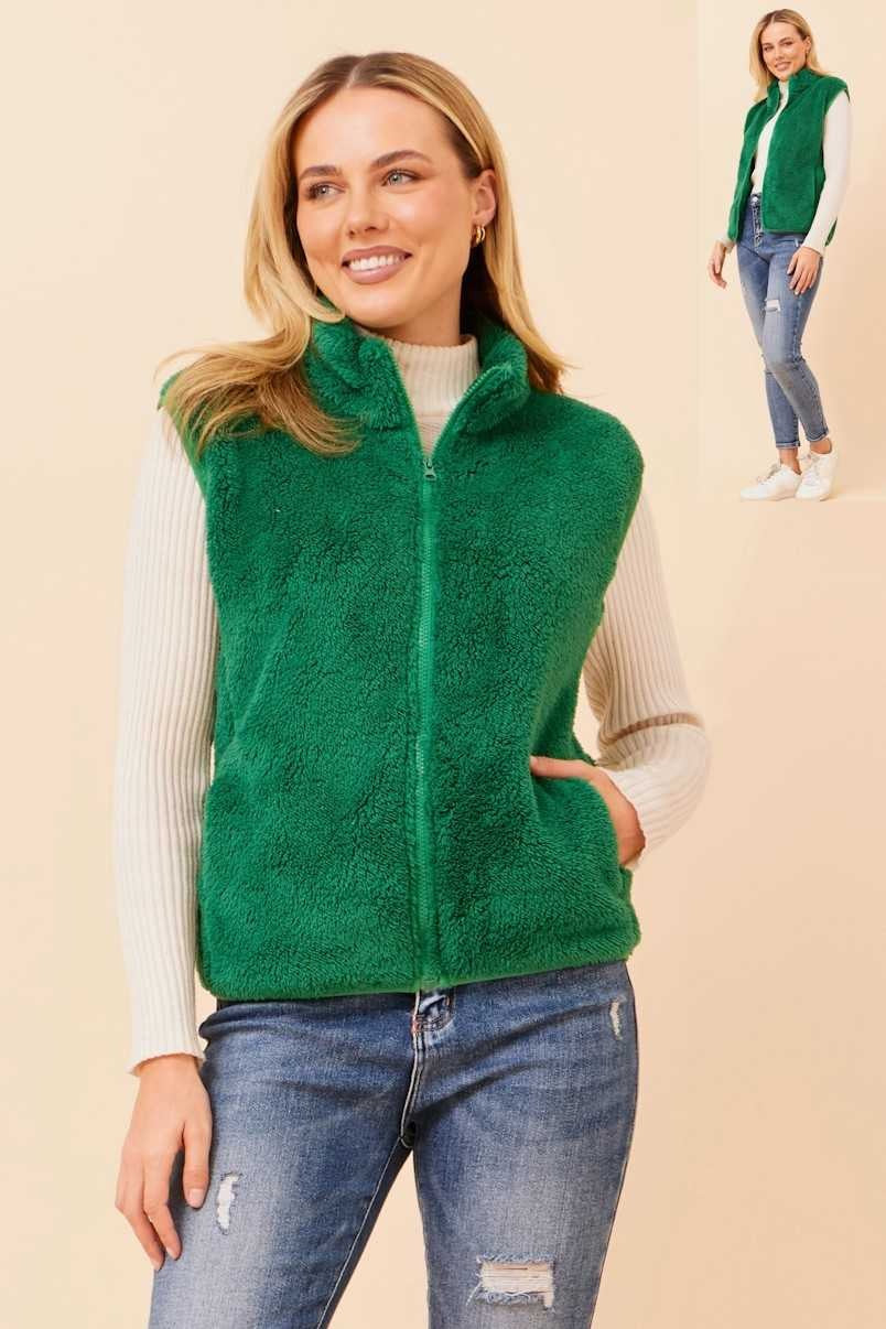 Caroline Morgan Vest V524412