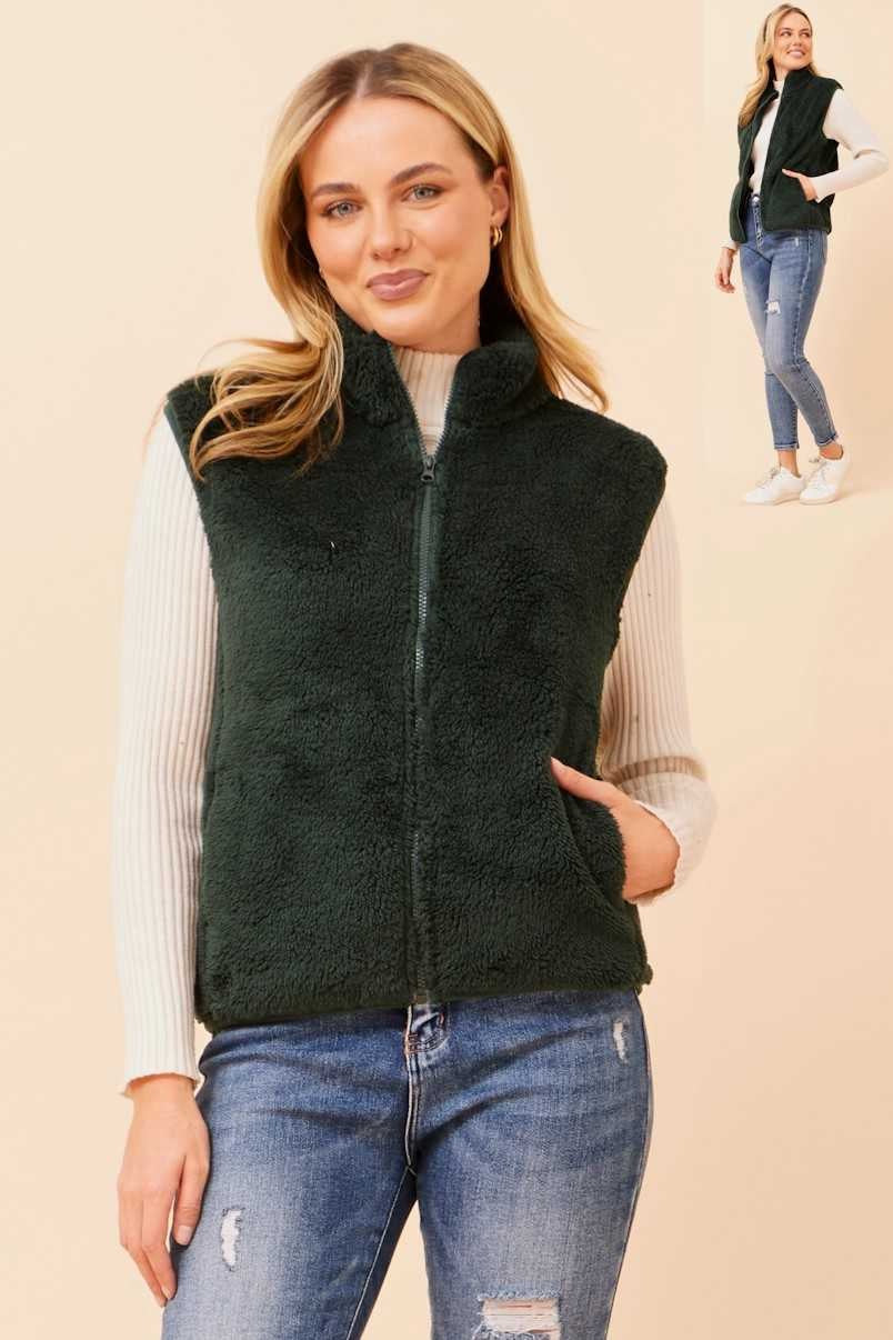Caroline Morgan Vest V524412