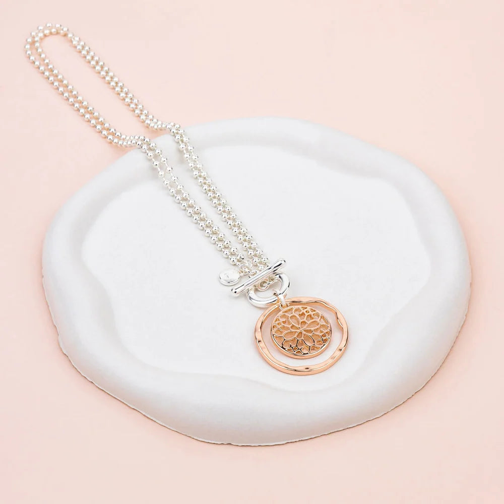 Lilly Co Flower Pendant Necklace  L1929N