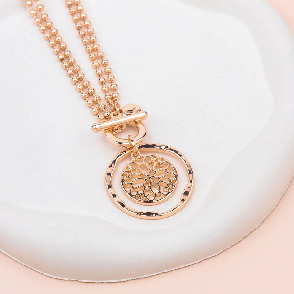 Lilly Co Flower Pendant Necklace  L1929N