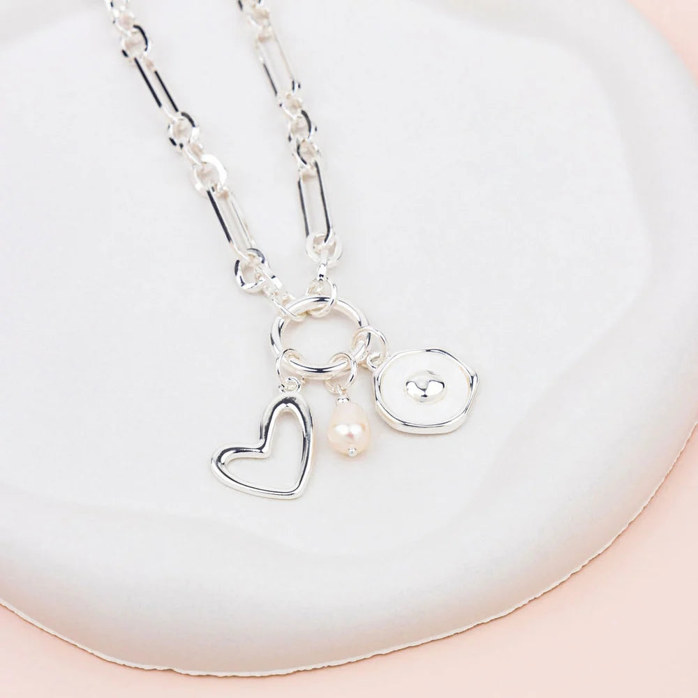 LillyCo Pearl Charm Necklace L1945N