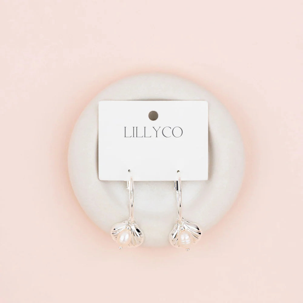 LillyCo Shell Pearl Earring SC156E