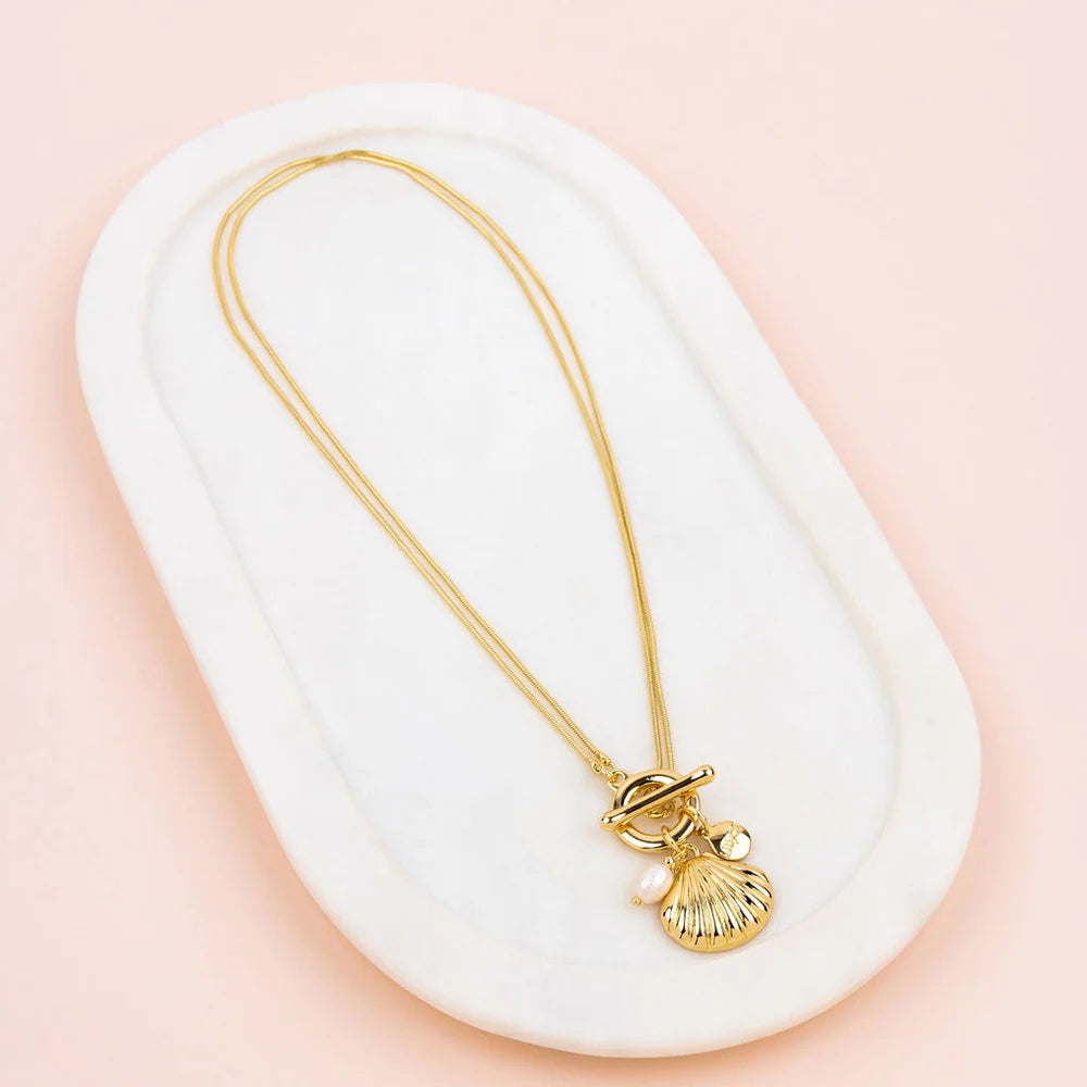 LillyCo Shell & Pearl Necklace SC161N