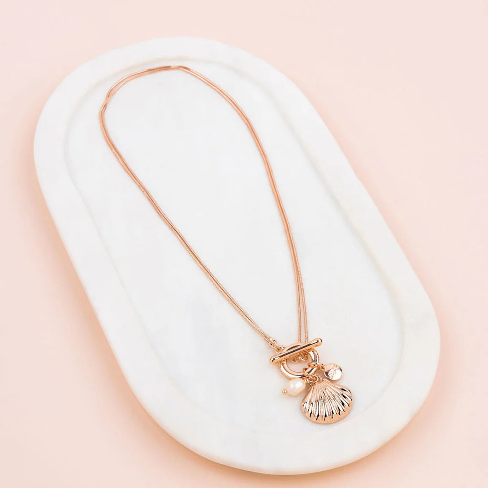 LillyCo Shell & Pearl Necklace SC161N