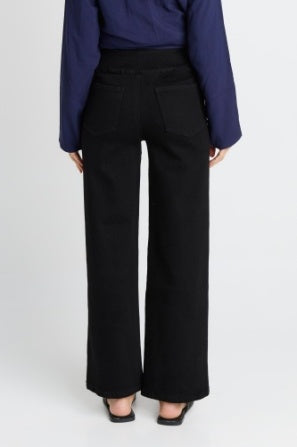 Betty Basics Straight Jean Pants BB8608