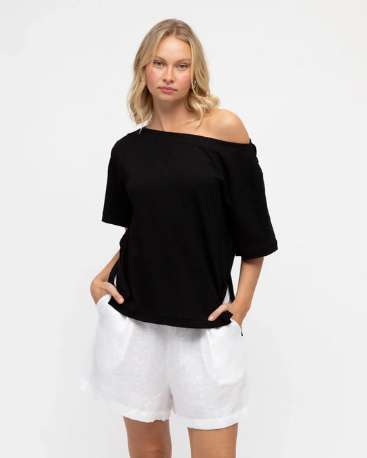 White Closet Jenna Asymmetric Tee TF10936