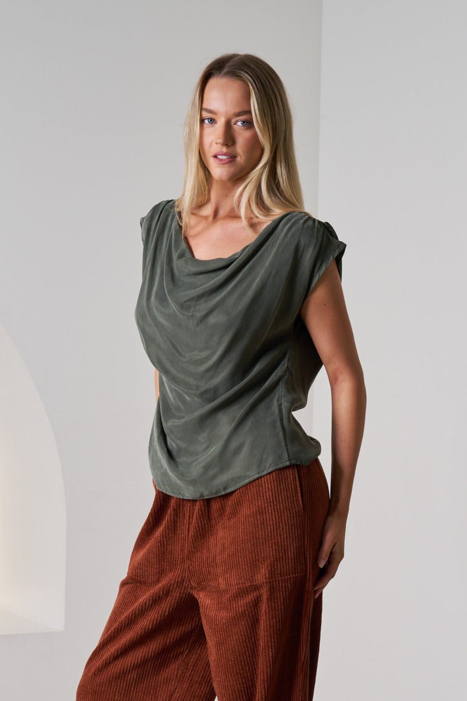 Label of Love Oscar Top REW031001