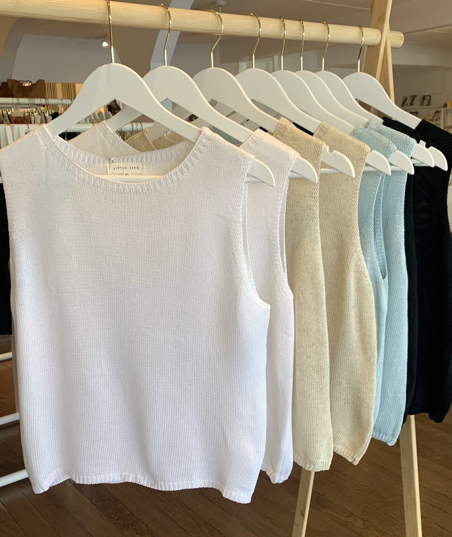 Little Lies Spring Tank - K23062605