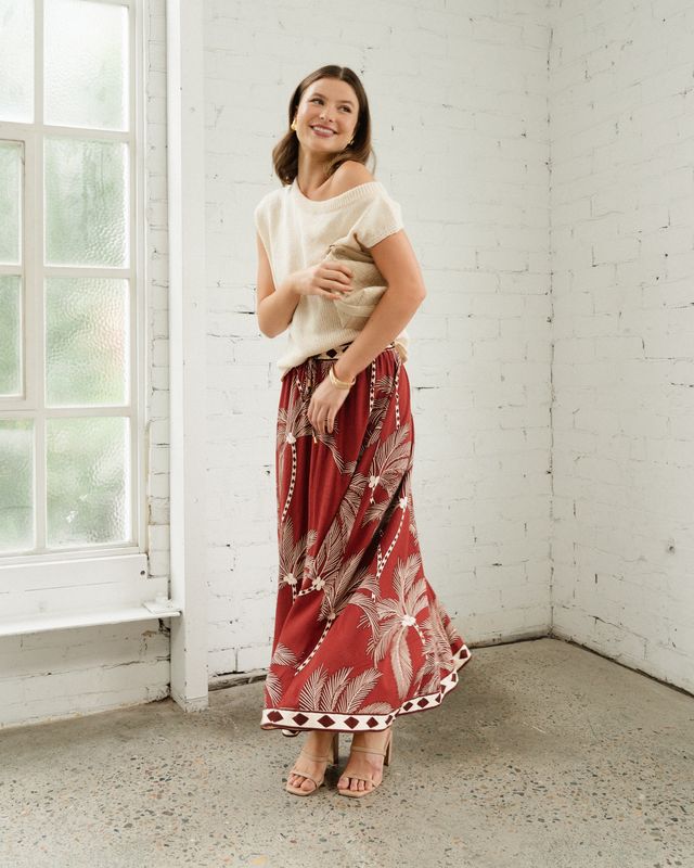 White Closet Buena Vista Skirt TFE11516