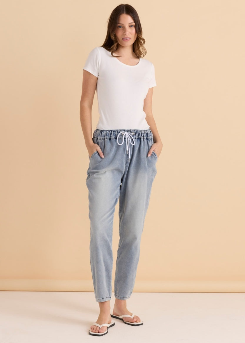 Betty Basics Brooks Jean - BB8030