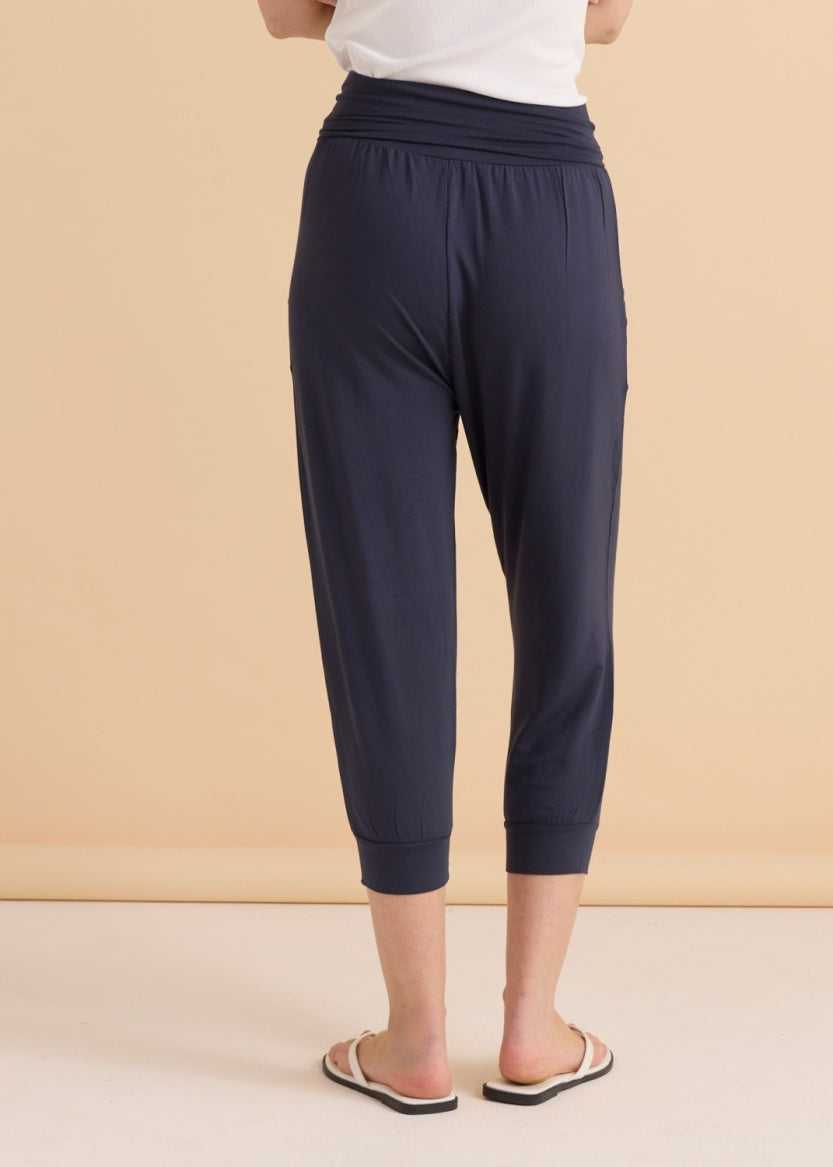 Betty Basic Tilly 3/4 Pant - BB5067